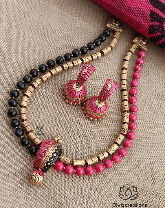 Black Red Dual Line Terracotta Jewellery