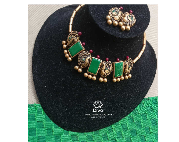 Green Peacock Choker Terracotta Jewellery