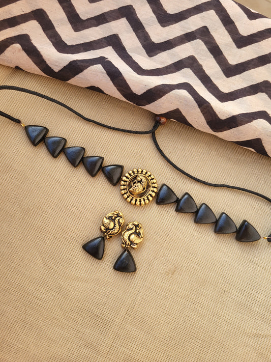 Minky Black Terracotta Jewellery