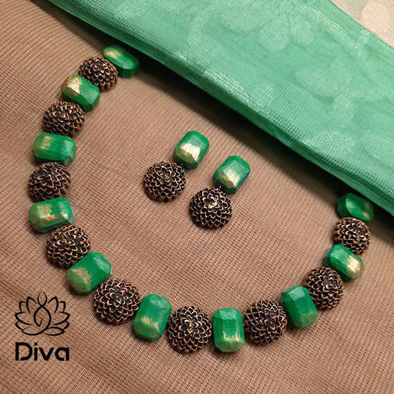 Emerald Floral Terracotta Jewellery