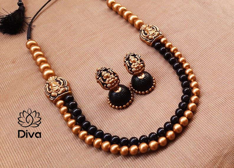 Enticing Ganesha Terracotta Jewelry set