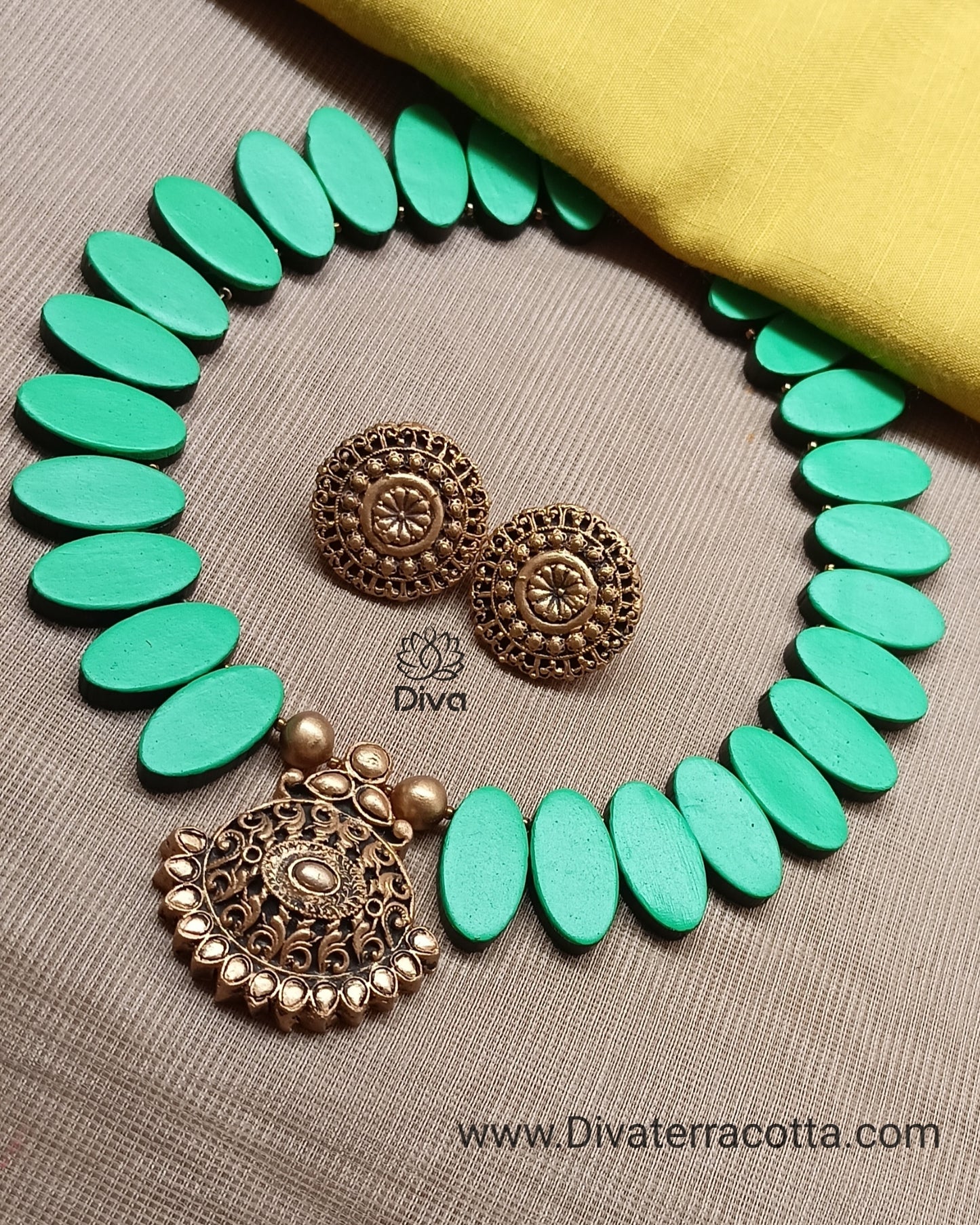 Premium green terracotta jewellery necklace