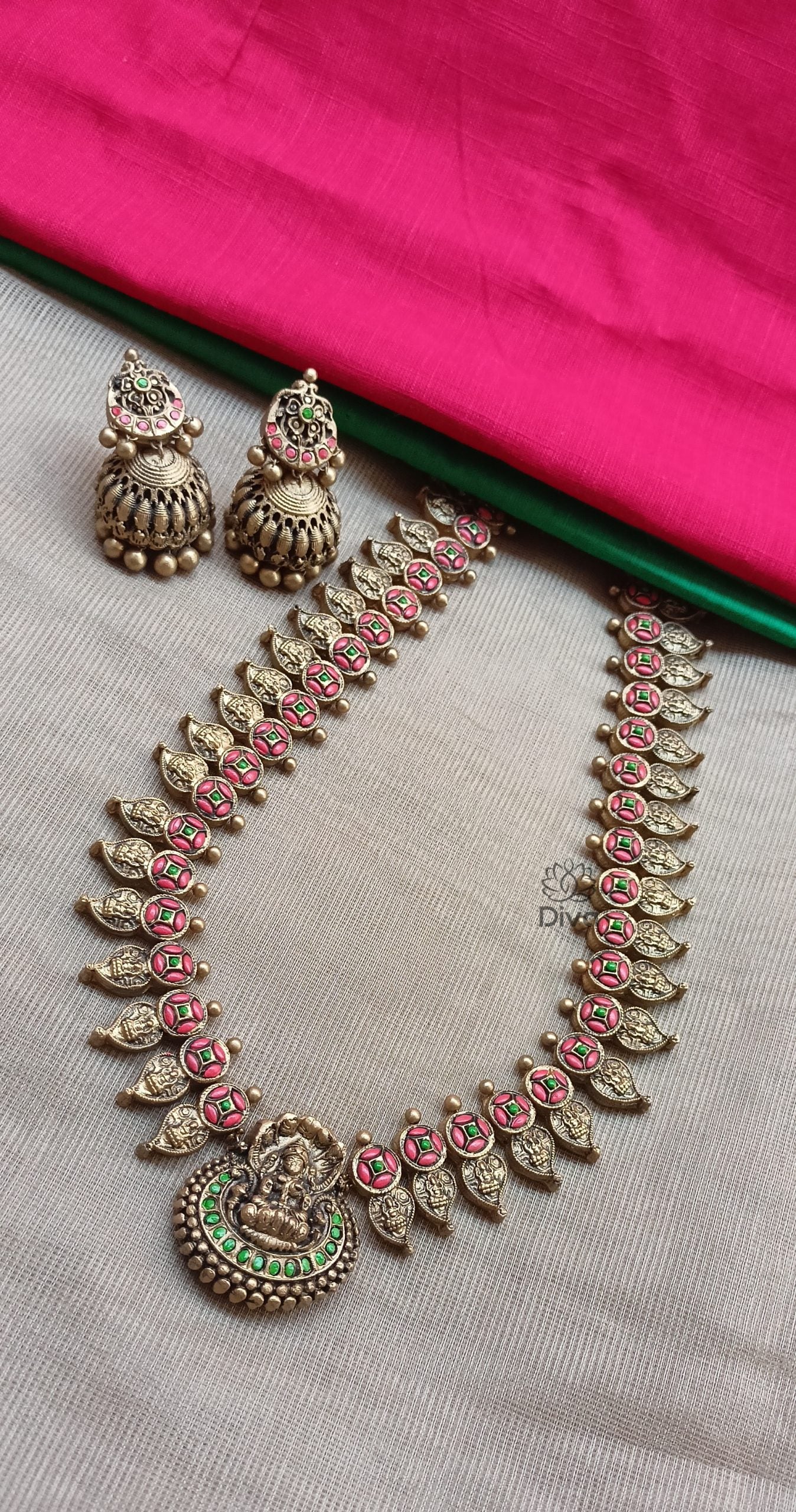 Avnity Lakshmi terracotta jewellery